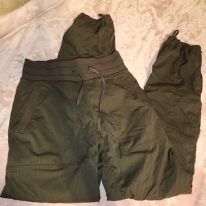 Lululemon Dance Studio Pant *Lined